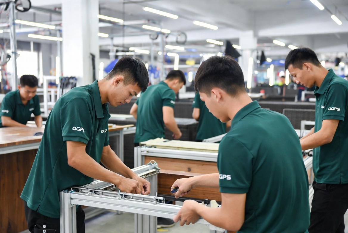 Assembly & Finishing