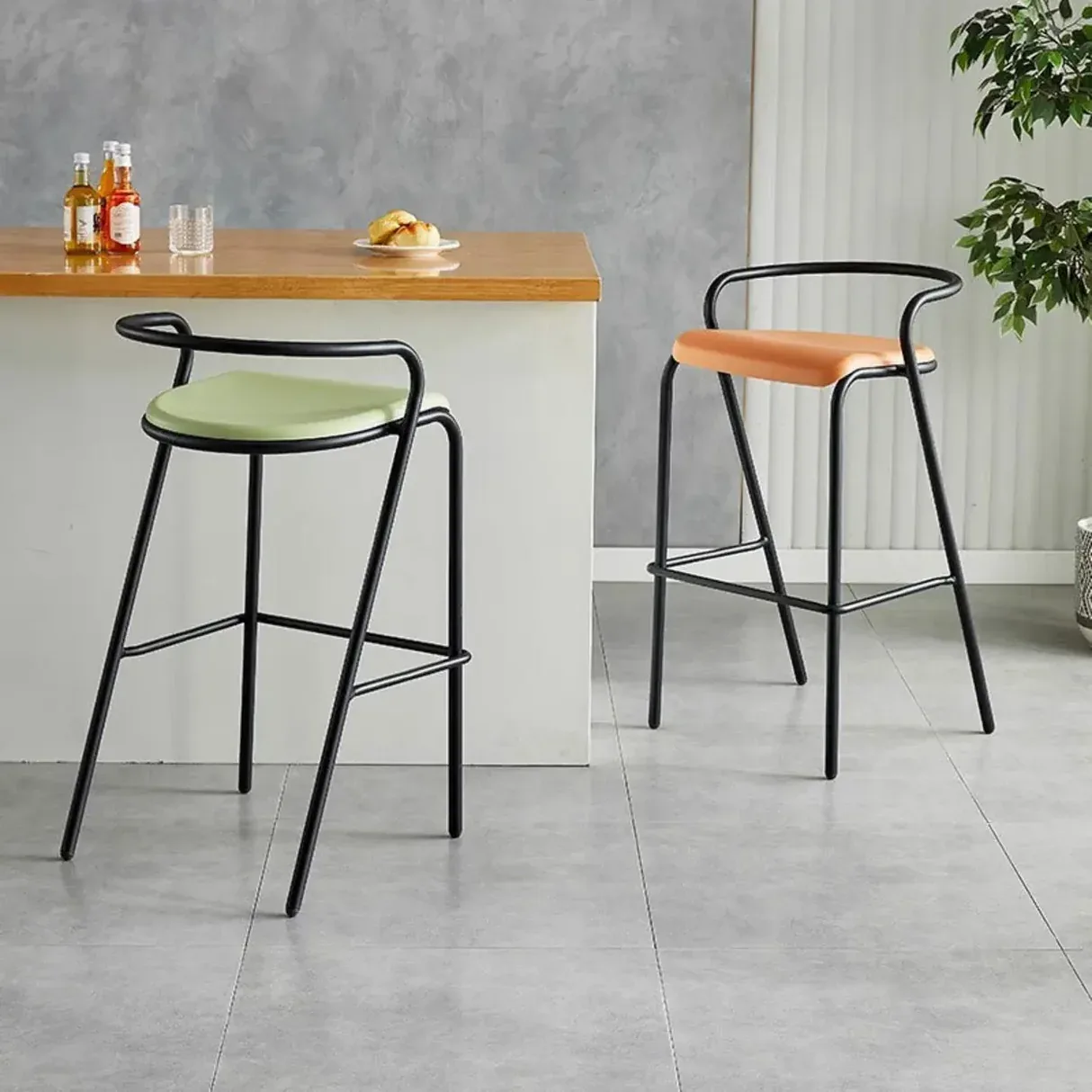 4-leg metal frame commercial bar stool with a fully welded steel frame