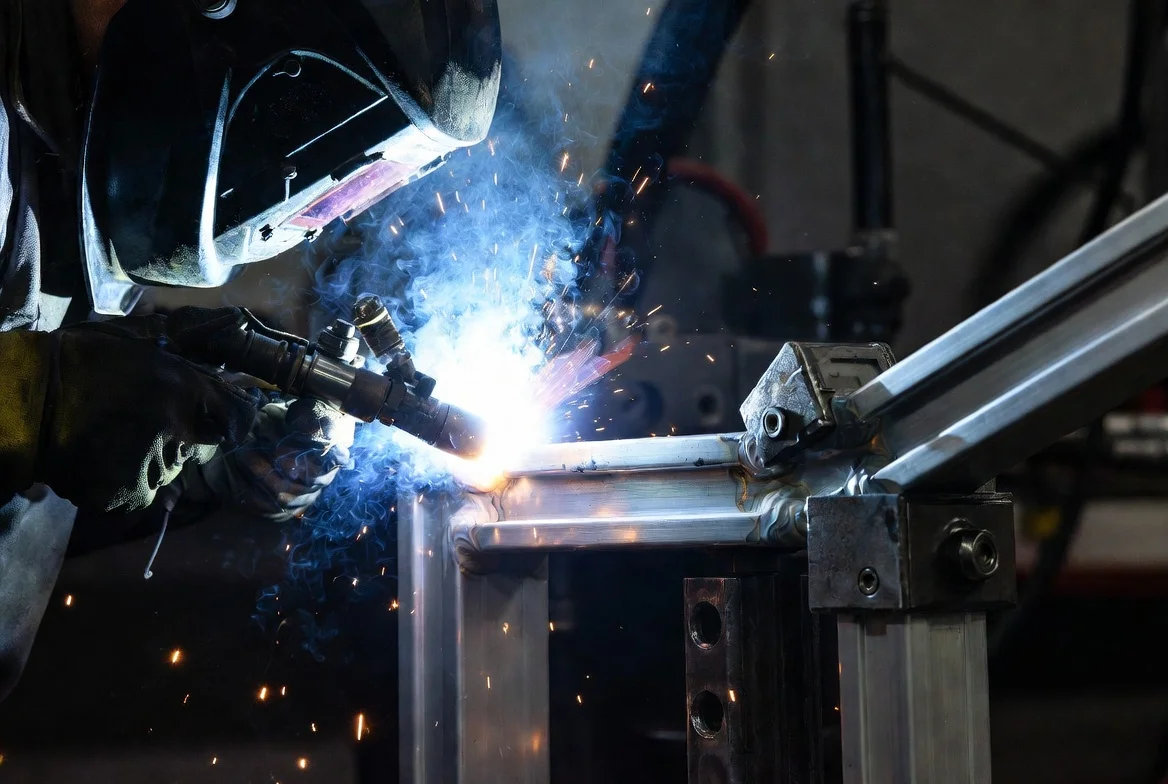 Fabricate and weld the aluminum frame structure