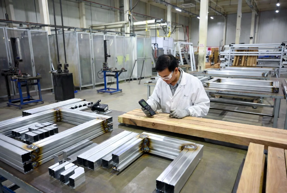 Factory floor QC inspection and AQL checkpoints for outdoor furniture