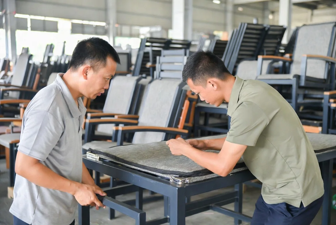 Set an AQL defect matrix before shipment