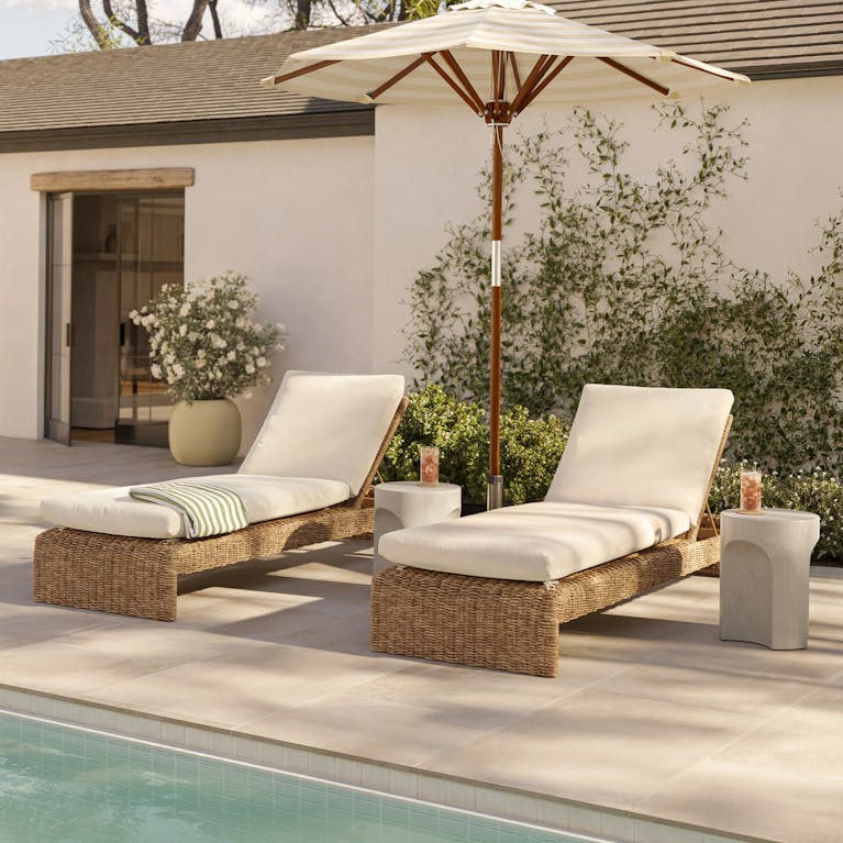 Outdoor lounging — daybeds and sun loungers in wicker and textilene